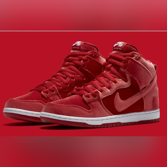 Red Velvet Nike Dunks High Size 10mens - Picture 1 of 5